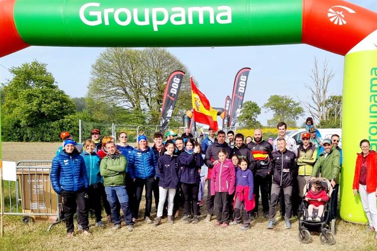 Ocho podios para los representantes españoles de mushing en los Campeonatos del Mundo de Canicross de Plédran (Francia)