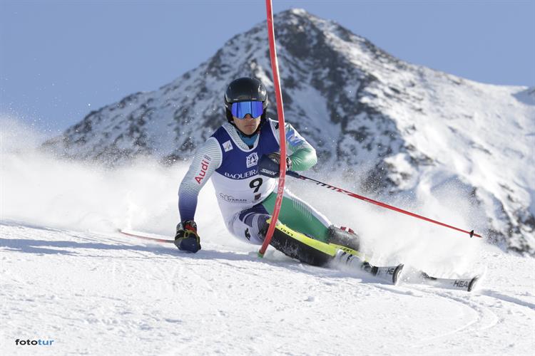 Cuatro deportistas españoles seleccionados para los Mundiales Junior FIS de esquí alpino en St.Anton (Austria)