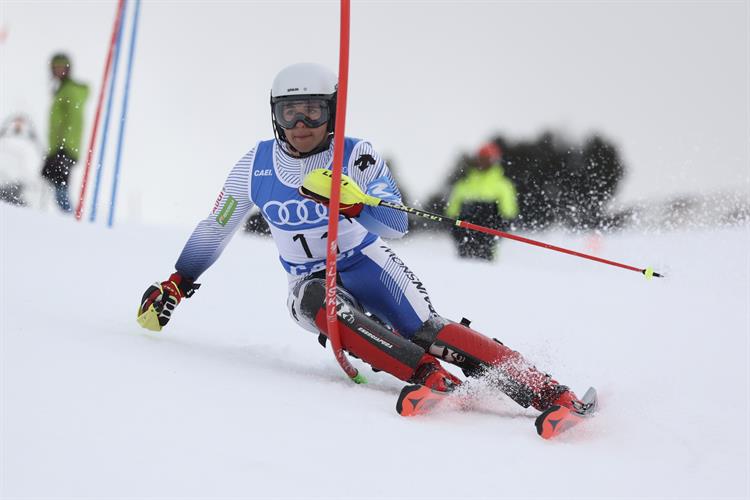 Jonás Sánchez, Leire Sánchez-Carvajales y Julia Nieto, vencedores del Top CAEI Campeonato de España U21/18 en Baqueira Beret