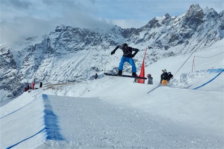 Gudauri espera a Eguibar, y Chamonix a Salarich y del Campo