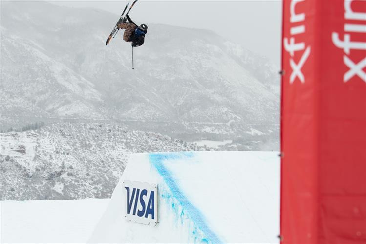 Thibault Magnin consigue una histórica 9 posición en las finales de Big Air en los Mundiales Freeski FIS de Aspen