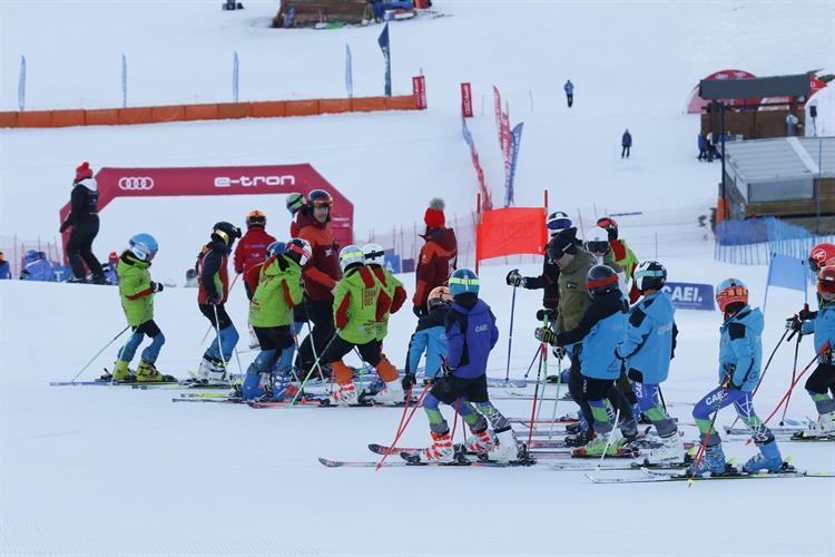 La RFEDI lanza el I Premio Descubre la Nieve SPAINSNOW