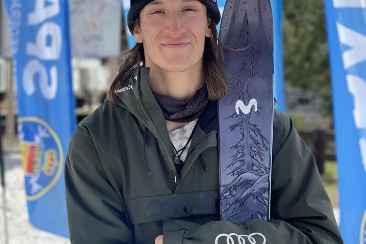 Javier Lliso apunta alto en la inauguración de la Copa del Mundo de Freeski FIS en Chur (Suiza)