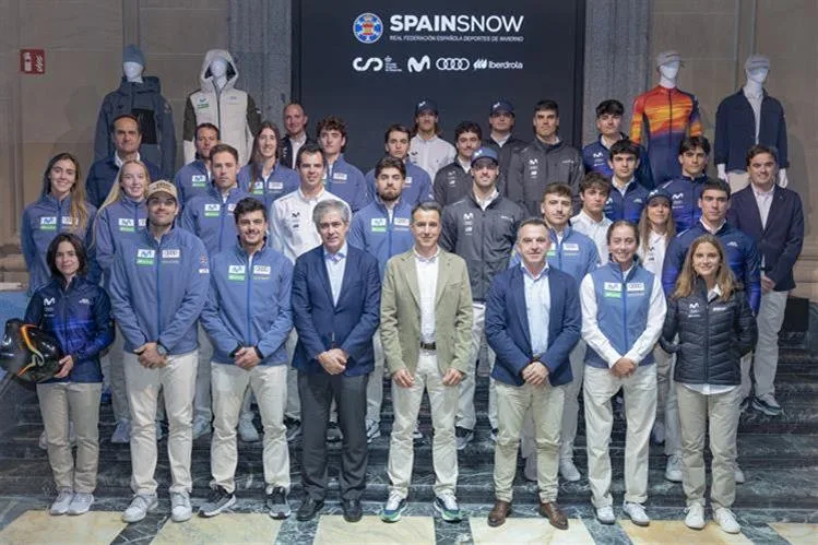 RFEDI presenta en el Espacio Movistar de Madrid sus Equipos Nacionales en el 90º aniversario de la federación junto con la creación de la Fundación Spainsnow