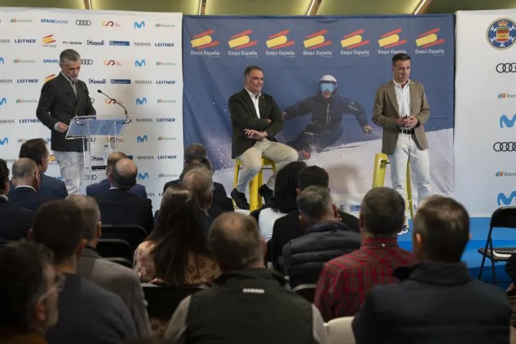 ATUDEM y RFEDI inauguran la temporada 2024-25 en la VIII Gala de los Deportes de Nieve celebrada en Madrid Snozone